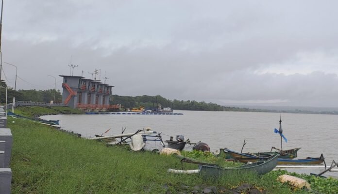 Bendungan Batujai Jadi “Hub Seaplane”, PT AMAN Siap Investasi hingga Rp450 Miliar