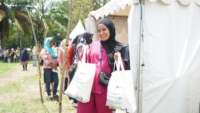 PLN Hadirkan Program Terang Berkah Ramadan, Salurkan 1.200 Paket Sembako Murah untuk Masyarakat