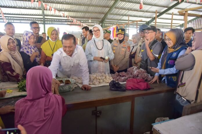 Tak Adanya ‘’Off Taker’’ Sebabkan Harga Cabai Sumbawa Kian ‘’Pedas’’