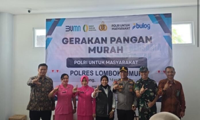 Bersinergi dengan Polres Lotim, Bulog Lombok Timur Gelar Gerakan Pangan Murah