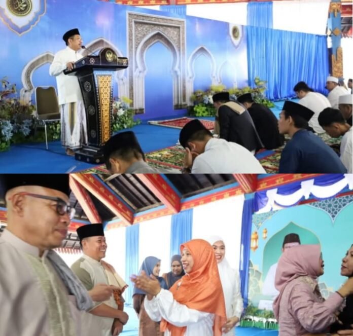 Salat Idulfitri di Bencingah Agung, Simbol Sinergi Pemimpin dan Rakyat Menuju Lobar Maju