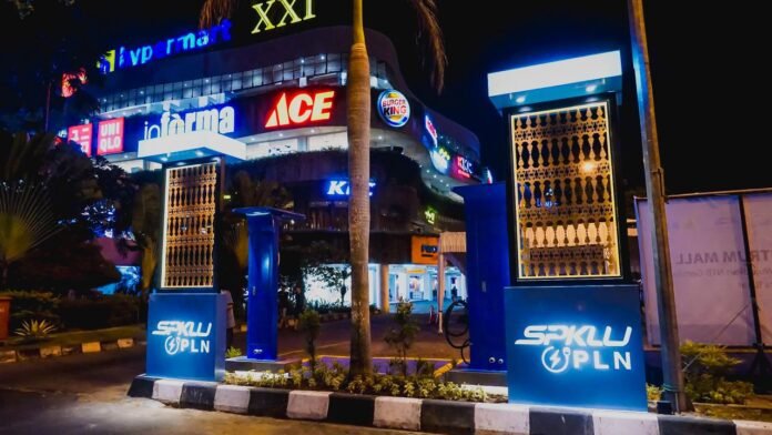 PLN UIW NTB Siapkan 45 Unit SPKLU Sambut Libur Idulfitri 2026