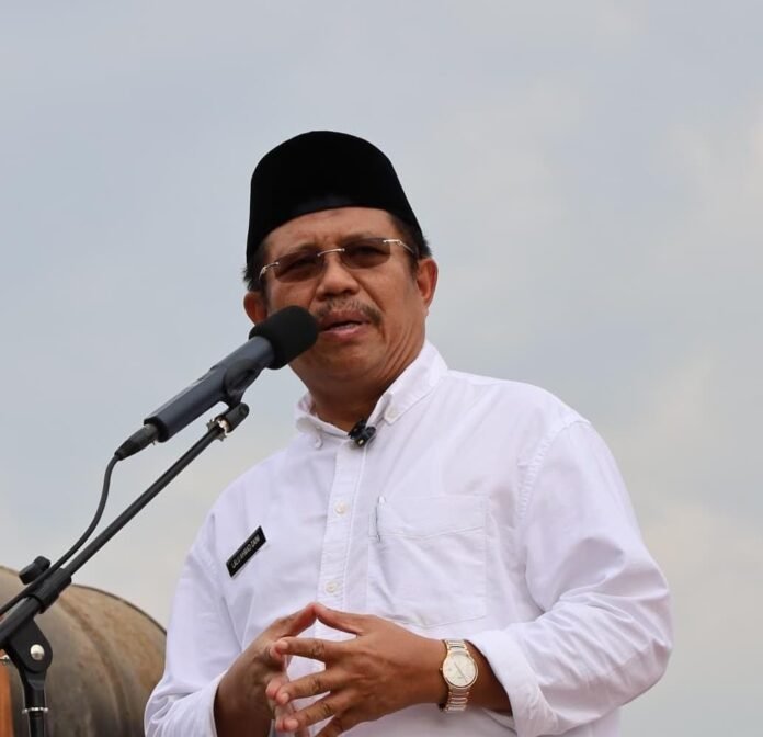 Bupati Lobar akan Sanksi ASN yang Tambah Libur