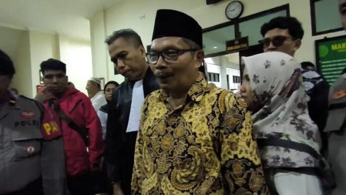 Berkas Kasasi Mantan Sekda NTB, Rosiady Masuk Ke Mahkamah Agung