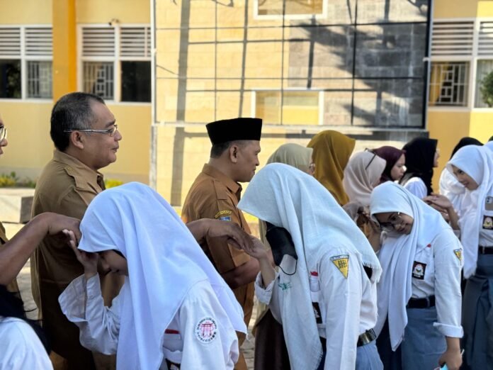 Gelar Halalbihalal di Hari Pertama Sekolah, SMAN 3 Mataram Tanamkan Semangat Belajar