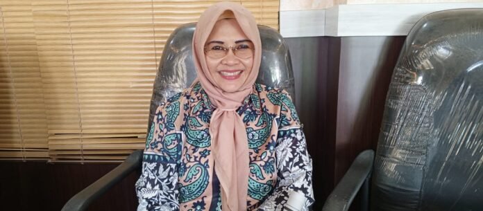 Tunggu Usulan Eksekutif