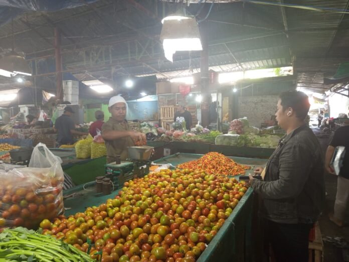 Pasca-Lebaran Ketupat, Kebutuhan Pokok di Mataram Masih Mahal