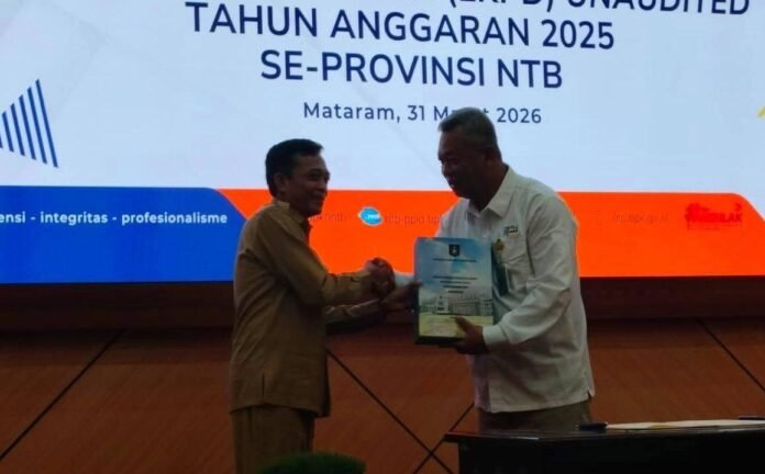 Jelang Audit, Pemkab Loteng Serahkan LKPD 2025 ke BPK