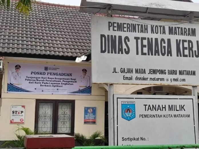 Disnaker Mataram Buka Posko Pengaduan THR