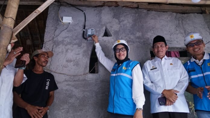 Berkah Ramadan, PLN Hadirkan Listrik Gratis bagi Ribuan Warga Lewat Light Up The Dream