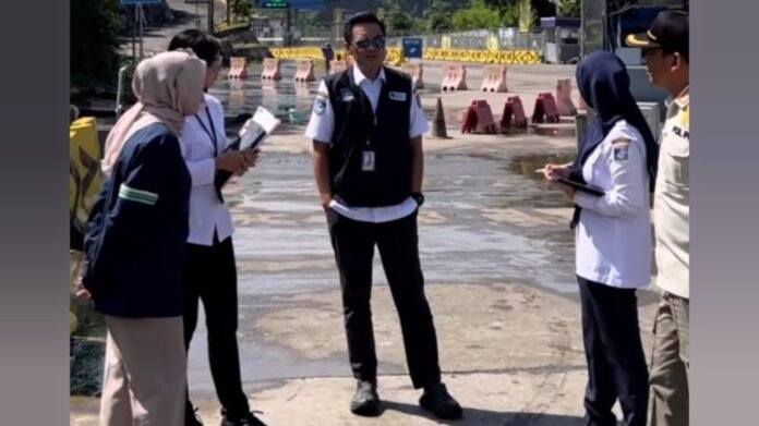 Jadi Temuan BPK, Pelindo dan PT ASDP Lembar Tak Setor Pajak Parkir ke Daerah