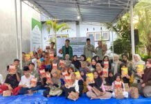 Wujud Kepedulian Sosial, Mahasiswa Beasiswa Cendekia Baznas Ummat Tebar 1000 Cahaya Ramadan bagi Anak Yatim dan Disabilitas Wujud Kepedulian Sosial, Mahasiswa Beasiswa Cendekia Baznas Ummat Tebar 1000 Cahaya Ramadan bagi Anak Yatim dan Disabilitas