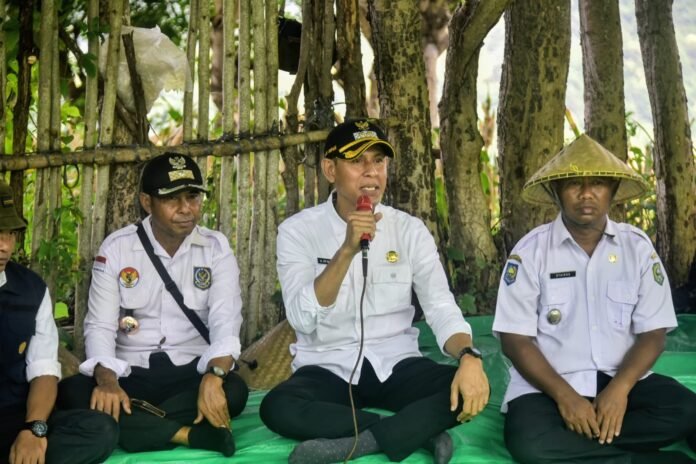 Cegah Banjir, Wabup Bima Dorong Petani Tanam Pohon