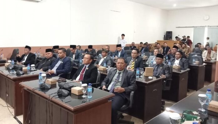 Pemda KLU Ajukan Dua Raperda