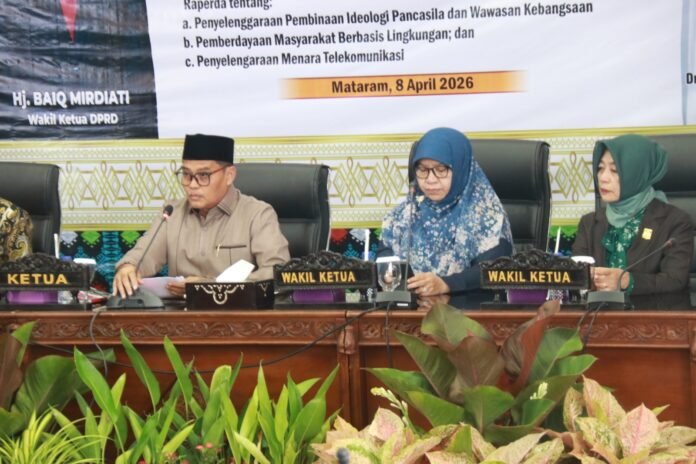 DPRD Kota Mataram Sampaikan Tiga Raperda Inisiatif