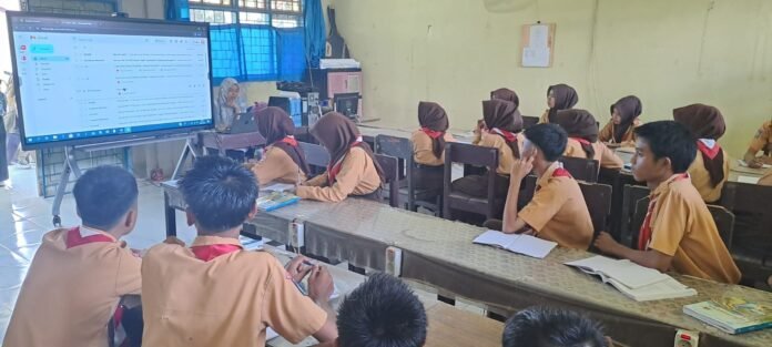 Tim Kementerian Komdigi Turun Evaluasi Program Kampung Internet