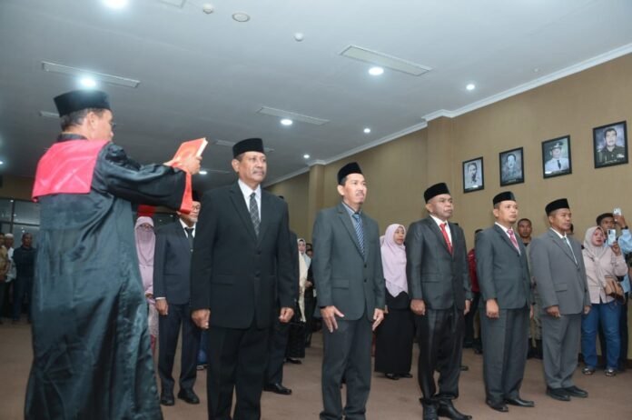 Lantik 10 Pejabat, Pimpinan OPD Dituntut Siapkan Program Unggulan