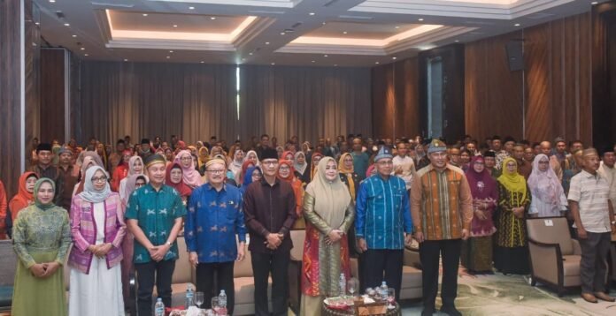 Wagub NTB Perkuat Persatuan Lintas Komunitas, Halalbihalal Jadi Energi Kebersamaan Menuju NTB Makmur Mendunia