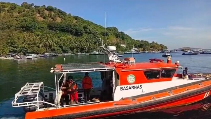 Dua Wisatawan Diduga Hilang Usai Bermain Paddle Board di Gili Trawangan