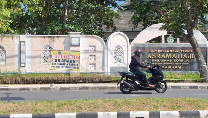 Larangan Berjualan dan Parkir di Sekitar Asrama Haji