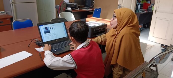 Siswa SLB Dikeluhkan Soal TKA Rumit