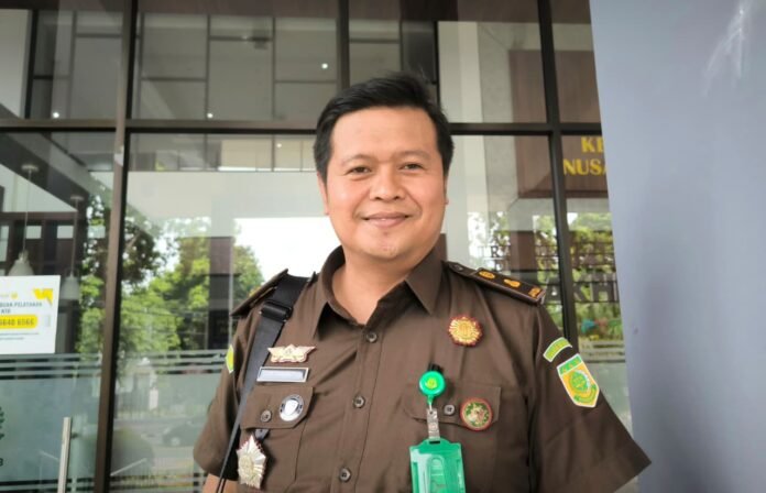 Terdakwa Kasus Chromebook Diduga Terlibat di Korupsi Pengadaan Buku Lotim