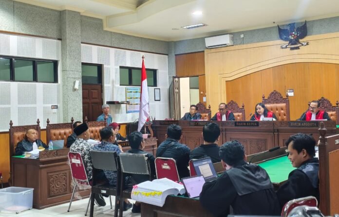 Sopir Anggota DPRD NTB Beberkan Penerimaan Uang dari Terdakwa Kasus Gratifikasi