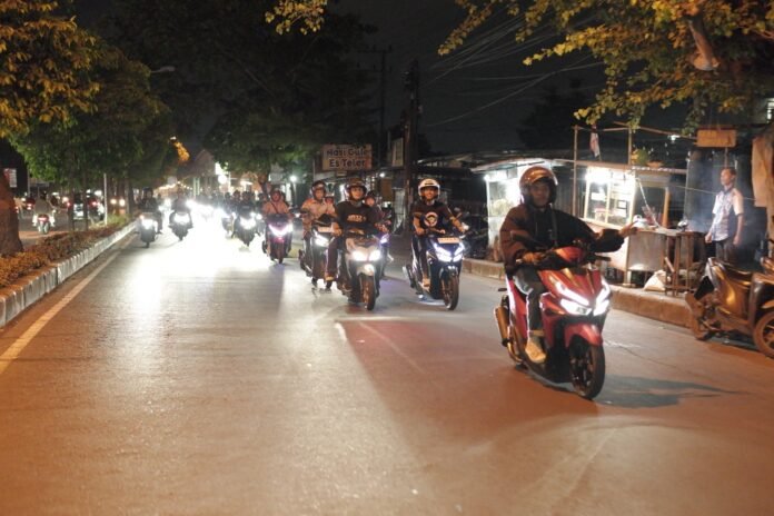 Gelap Bukan Alasan Ngegas! Yuk Jago Cari Aman Biar Happy