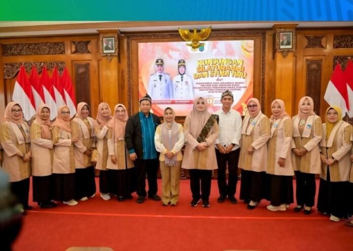 Pelajari Percepatan Penanganan Stunting dan Kemiskinan, Wagub Pimpin BKOW NTB Studi Tiru ke Pemprov Jatim