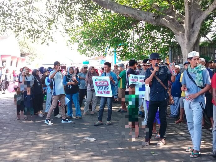 Nelayan Keruak Demo Desak Pertamina Tambah Kuota BBM Subsidi