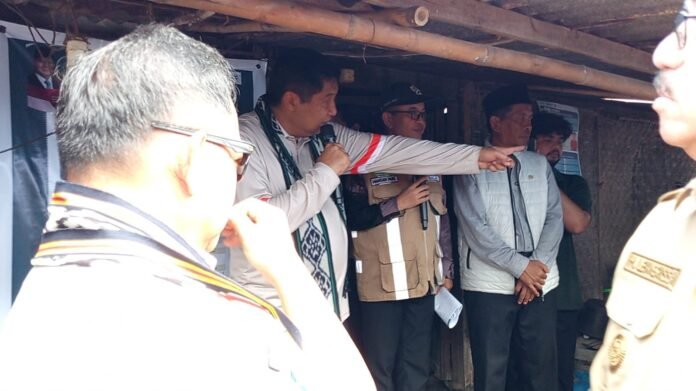 Puluhan Tahun Tinggal di Gubuk Reyot, Inaq Rohamin Bersyukur Dibantu Program Bedah Rumah Presiden Prabowo
