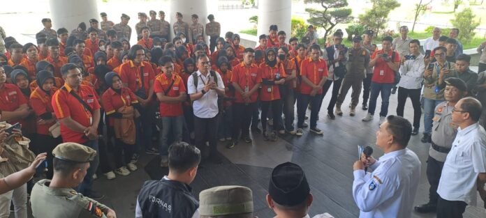 Didemo Karyawan, Pemkab Loteng Bergeming, Penutupan Retail Modern Tetap Jalan