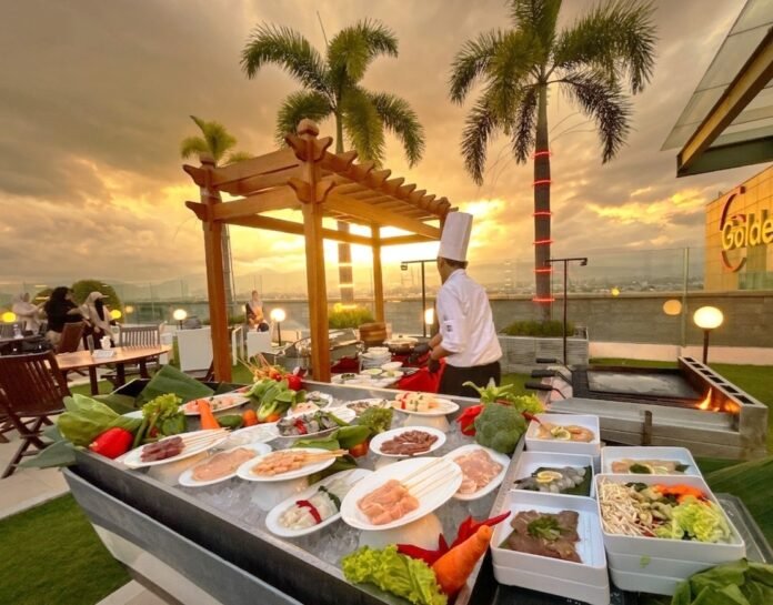 Golden Palace Hotel Lombok Resmi Buka Rooftop Garden dengan Hiburan Setiap Hari!