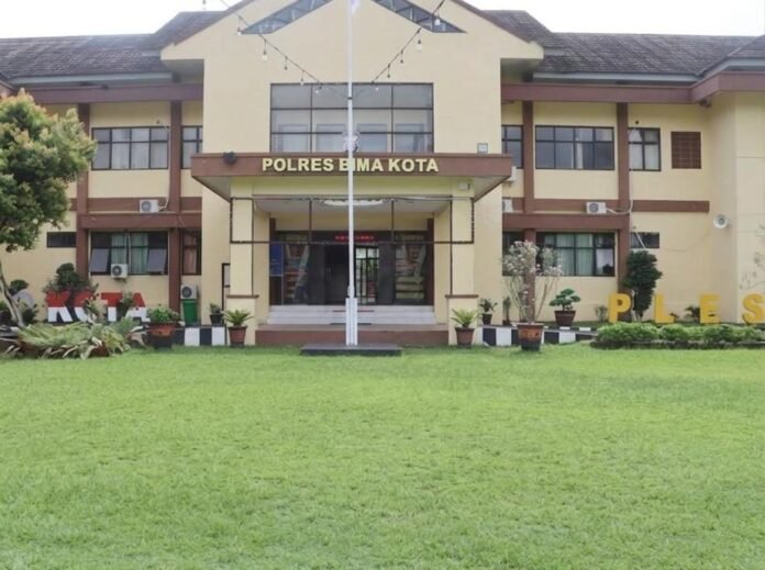 Perwira Polres Bima Kota Dimutasi