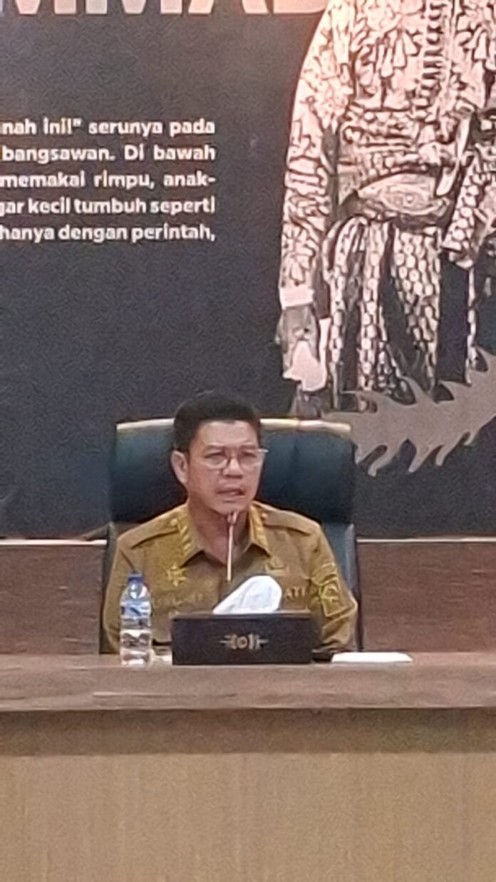 Bupati Dompu Mengeluh Kewenangan Dipangkas Pusat