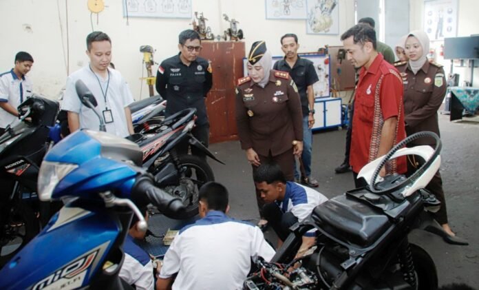 Kejari Loteng Libatkan Baznas Optimalisasi Program BLK Adhyaksa