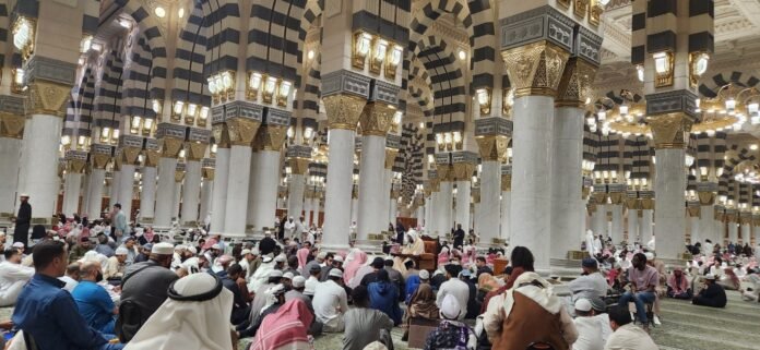 Kenaikan Tiket Pesawat dan Kurs Picu Lonjakan Biaya Umrah