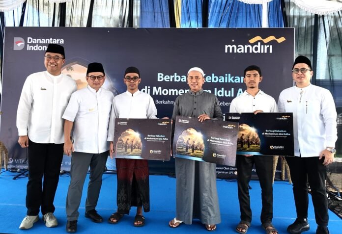 Bank Mandiri Region XI/Bali dan Nusa Tenggara Salurkan 38 Hewan Kurban, Bagian dari Semangat Berbagi Kebaikan ke Seantero Negeri