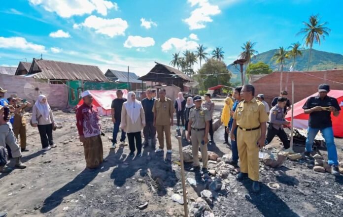 Korban Kebakaran Lido Terima Bantuan dan Sapi Kurban