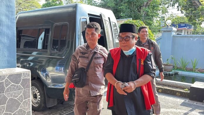 Mantan Bupati Loteng, Suhaili Dipenjara Delapan Bulan Buntut Putusan Kasasi Kasus Penipuan