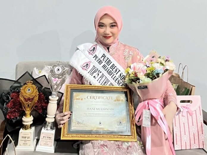 Hani Mulhimmah, Mahasiswi MIPA Unizar Raih Gelar Putri Best Social Media dan Putri Atribut di Ajang Putri Hijabfluencer NTB 2026