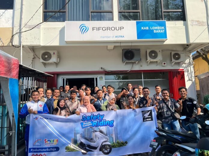 Astra Motor NTB Berikan Edukasi Keselamatan Berkendara kepada Karyawan PT FIF Cabang Lombok Barat