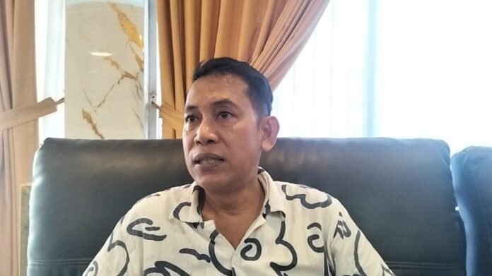 DPRD Dorong Pemkab Lobar Carikan Solusi Honorer Diberhentikan