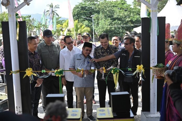 peresmian E-Ticketing dan Gate In Online Di Pelabuhan Senggigi