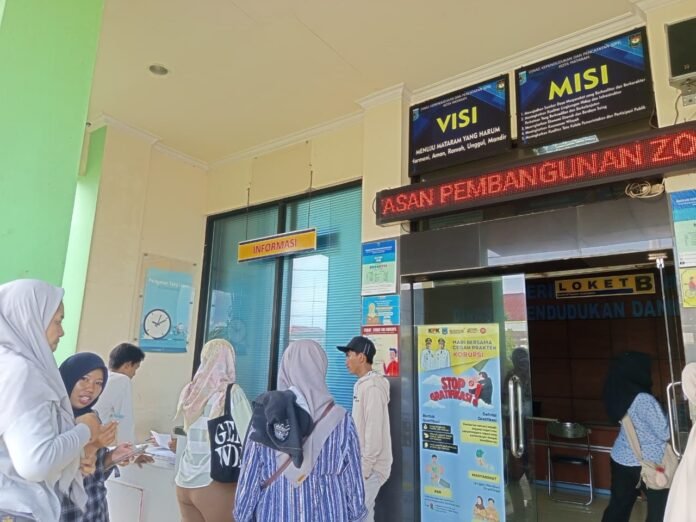Tekan Kecurangan Jalur Domisili pada SPMB, Dukcapil Mataram Optimalkan IKD