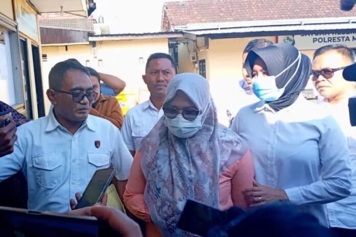Kasus Masker Covid-19 Belum Tahap Dua, Mantan Wabup Sumbawa Dewi Noviany Ajukan praperadilan