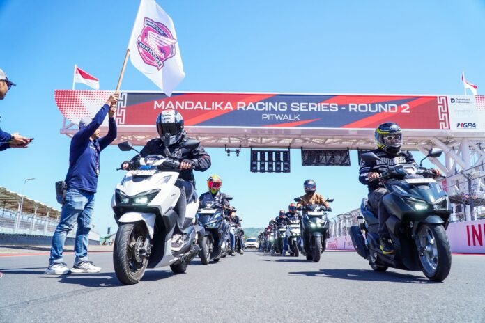 Dari Sembalun ke Mandalika, Komunitas Vario Touring Keliling Lombok