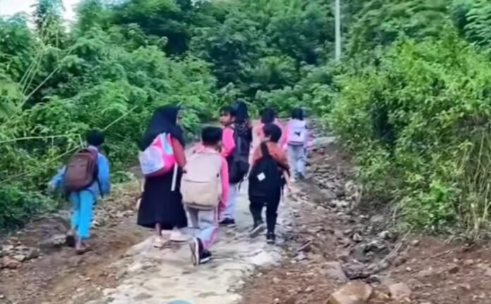 7.349 Anak Tidak Sekolah di Lombok Barat
