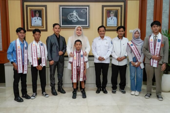 Terima Audiensi Duta Pendidikan, Wagub NTB Dorong Kolaborasi Tingkatkan Kualitas Pendidikan