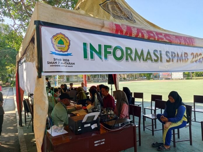 Pelaksanaan SPMB, Masyarakat Belum Paham Pendaftaran Secara Daring